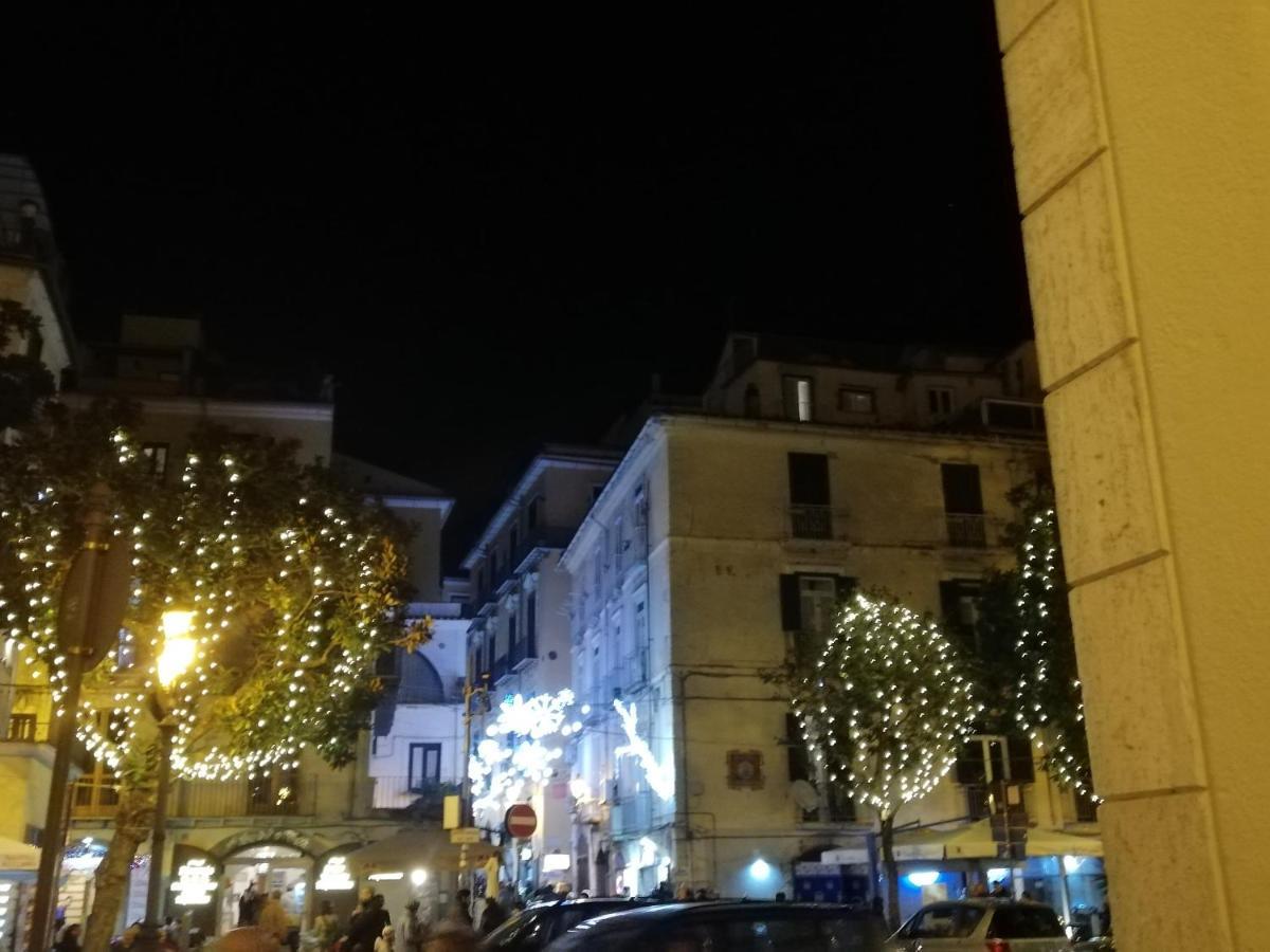 Il Sogno... Bed & Breakfast Salerno Bagian luar foto